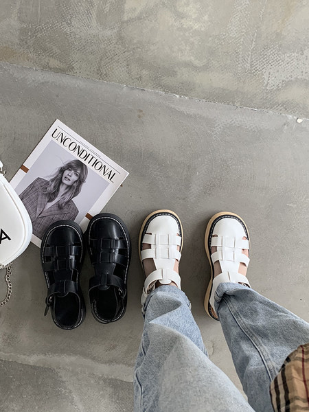 Sandale dama din piele ecologica model rotunjit