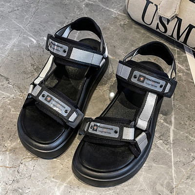 Sandale de dama cu talpa plate si petice