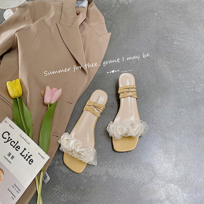 Stilīgas sieviešu sandales ar papēdi un tillu