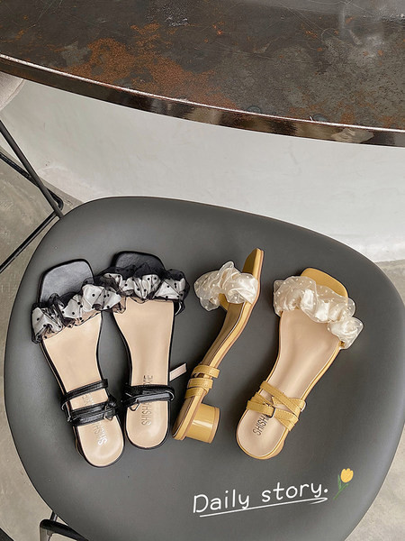 Stilīgas sieviešu sandales ar papēdi un tillu