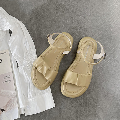 Sieviešu sandales ar plakanu zoli, vienkāršs modelis