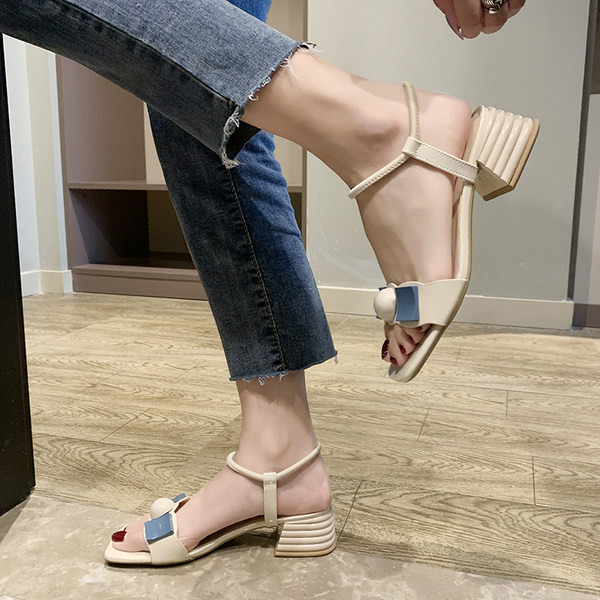 Sandale de dama cu toc gros in negru si bej