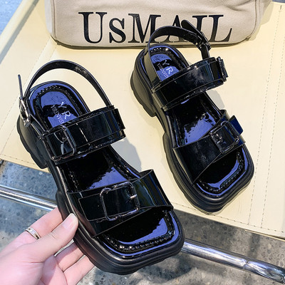 Sandale moderne de damă din piele artificială în alb și negru