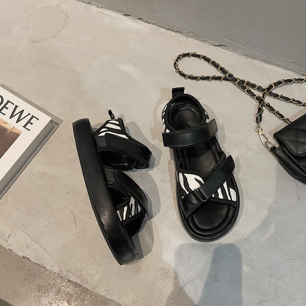 Sandale casual de damă cu talpă plată înaltă și velcro