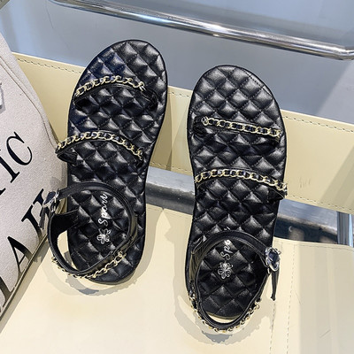 Sieviešu mākslīgās ādas sandales ar metāla apdari