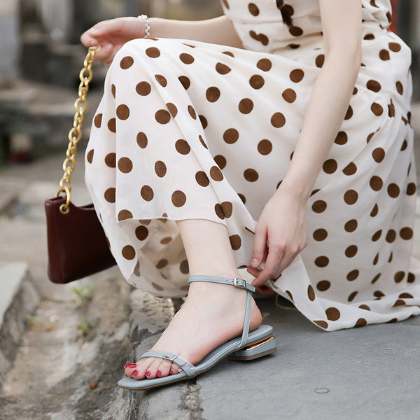 Sandale casual dama cu toc patrat jos si catarame