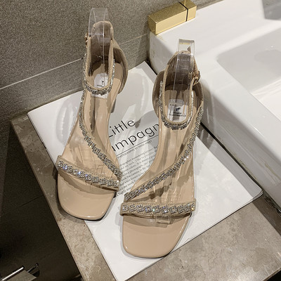 Stilīgas sieviešu augstpapēžu sandales ar dekoratīviem akmeņiem