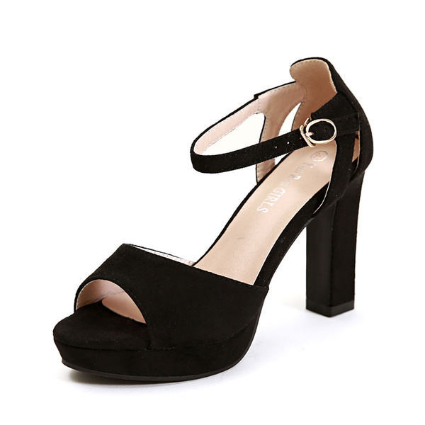 Modernas sieviešu sandales ar sprādzi un 10 cm augstumā