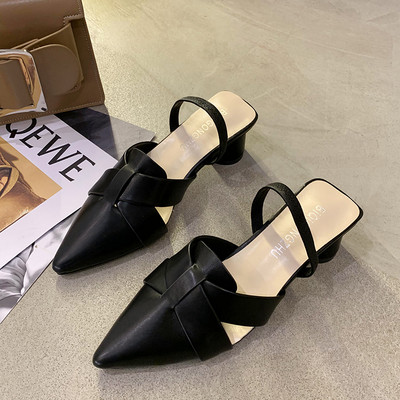 Stilīgas sieviešu sandales no eko ādas vienkrāsaina modeļa