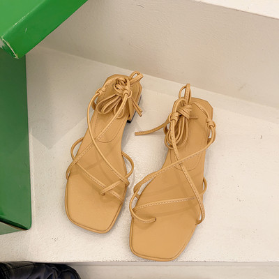 Γυναικεία σανδάλια με κορδόνια από faux δέρμα σε τρία χρώματα