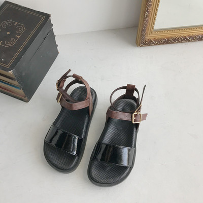 Sandale de dama actuale cu talpa plata si catarama model uni