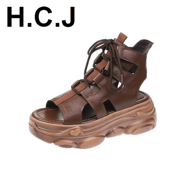 Sandale de dama moderne cu sireturi in maro si negru