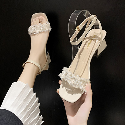Стилни дамски сандали с висок ток и перли