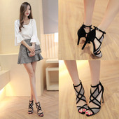 Model nou de sandale dama cu toc inalt 9,5 cm in negru si gri