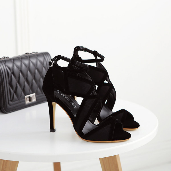 Model nou de sandale dama cu toc inalt 9,5 cm in negru si gri