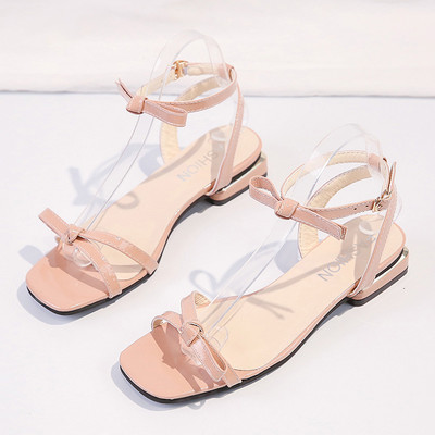 Γυναικεία μοντέρνα λουστρίνι πέδιλα με τακούνι