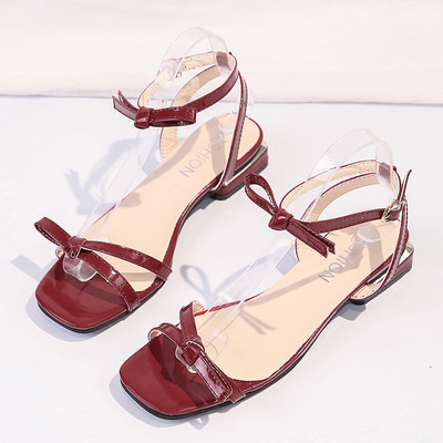 Γυναικεία μοντέρνα λουστρίνι πέδιλα με τακούνι