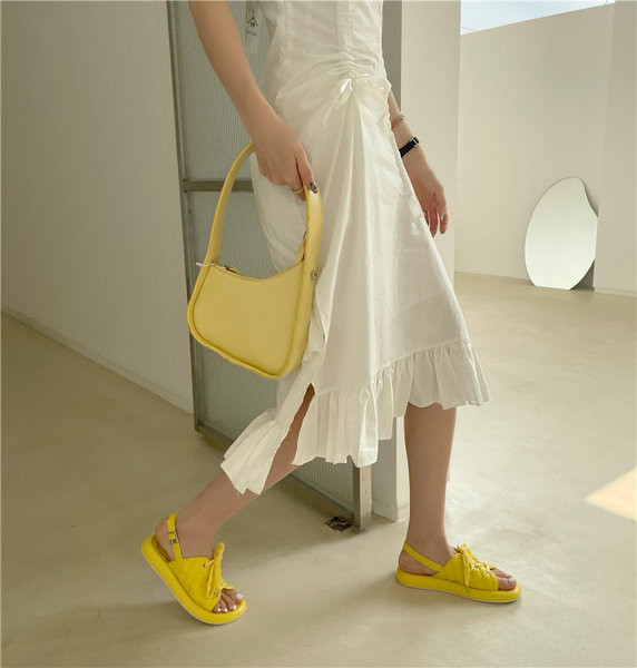 Γυναικεία casual σανδάλια με κορδόνια σε τέσσερα χρώματα