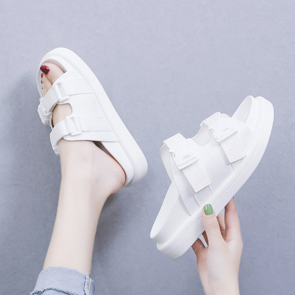 Papuci de dama alb si negru cu talpa plata