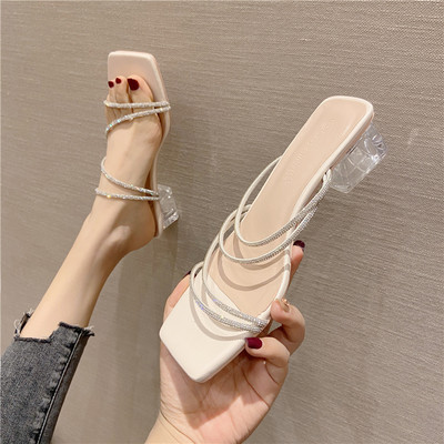 Papuci de dama moderni cu bretele si toc patrat transparent