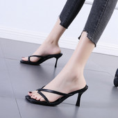 Model nou de papuci de dama pana la degete din piele ecologica