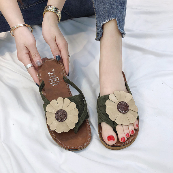 Papuci casual de dama moderni cu talpa plata si element 3D