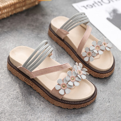 Papuci eleganti de dama cu talpa plate si flori decorative