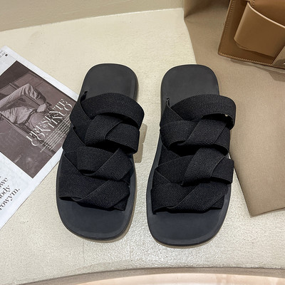 Γυναικείες παντόφλες με τιράντες και επίπεδη σόλα σε τρία χρώματα