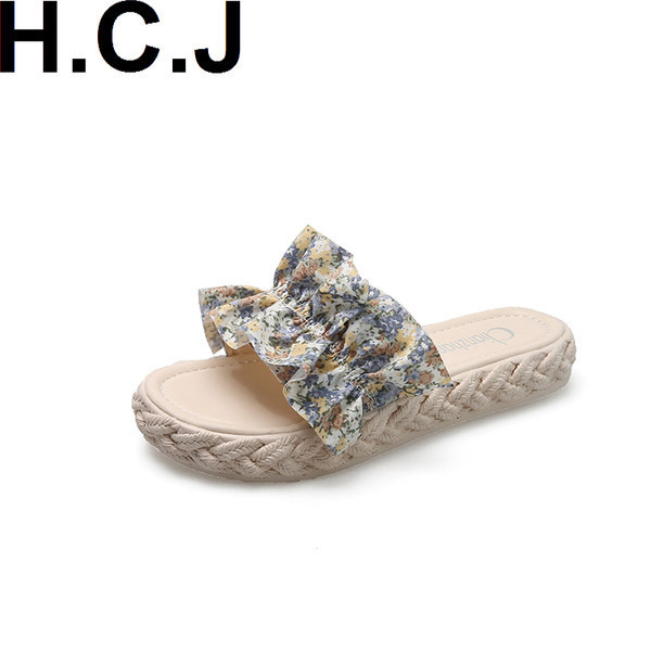 Papuci de dama cu talpa plate si model colorat in trei culori