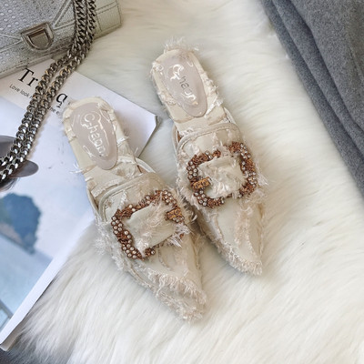 Actual papuci de dama model ascutit cu catarama