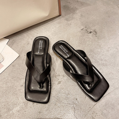 Γυναικείες έκο δερμάτινες παντόφλες σε τέσσερα χρώματα και επίπεδη σόλα