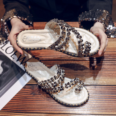 Γυναικείες παντόφλες με διακοσμητικές πέτρες στο δάχτυλο