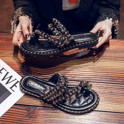 Γυναικείες παντόφλες με διακοσμητικές πέτρες στο δάχτυλο