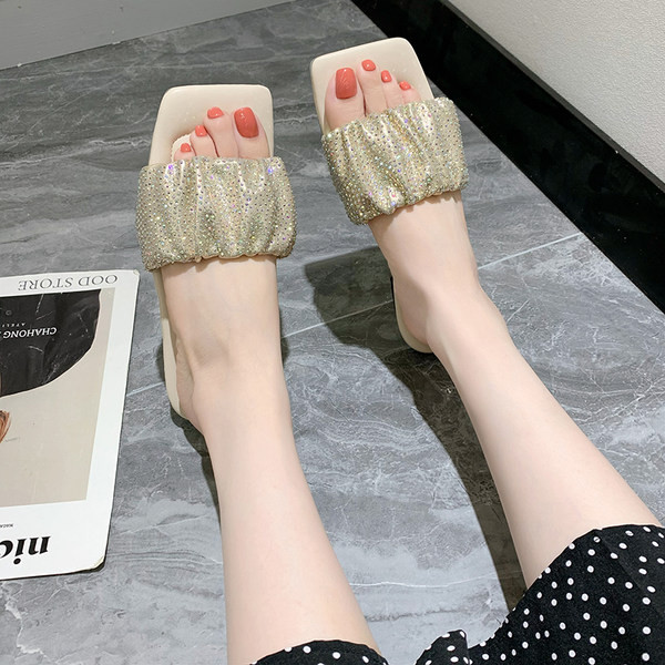 Papuci de dama eleganti cu efect stralucitor in trei culori