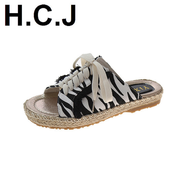 Model nou de papuci de dama cu cravate in trei culori