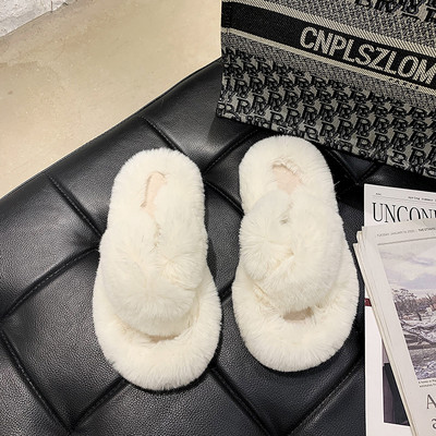 Papuci moderni de dama cu talpa plate