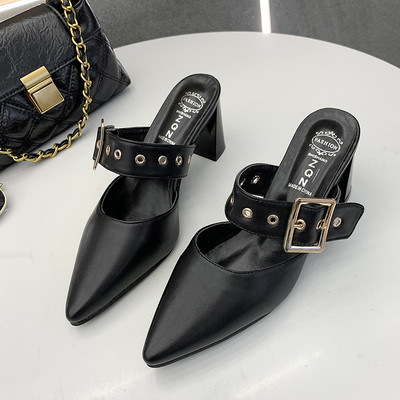 Papuci de dama stilati model ascutit cu catarama si toc