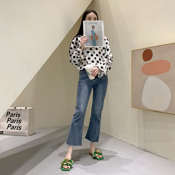 Papuci de dama cu decor metalic si talpa plata in trei culori