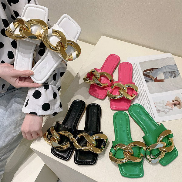 Papuci de dama cu decor metalic si talpa plata in trei culori