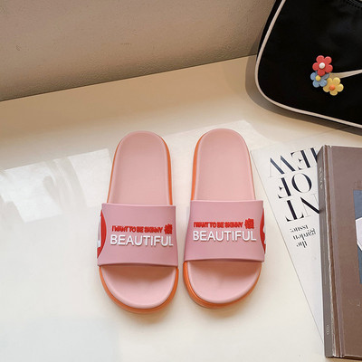 Papuci de damă cu inscripții potriviti pentru plajă