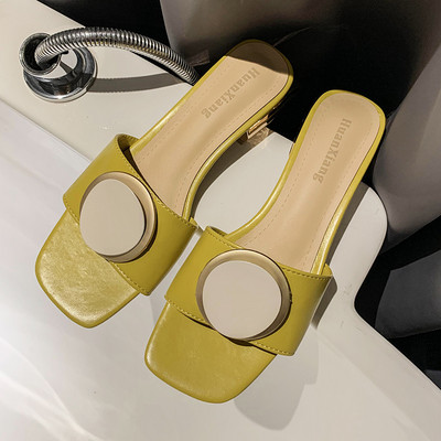 Papuci eleganti de dama cu catarama si toc