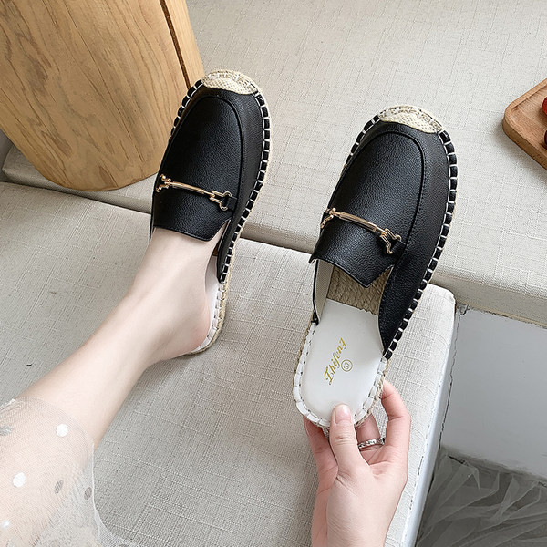 Papuci de dama moderni model oval cu talpa plata