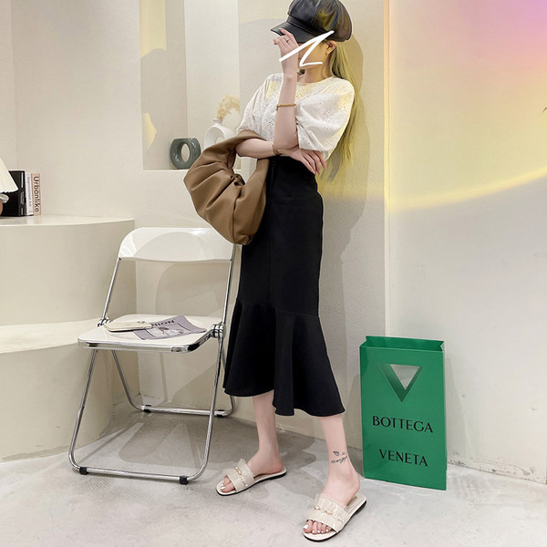 Papuci de dama in trei culori cu tul si decor metalic