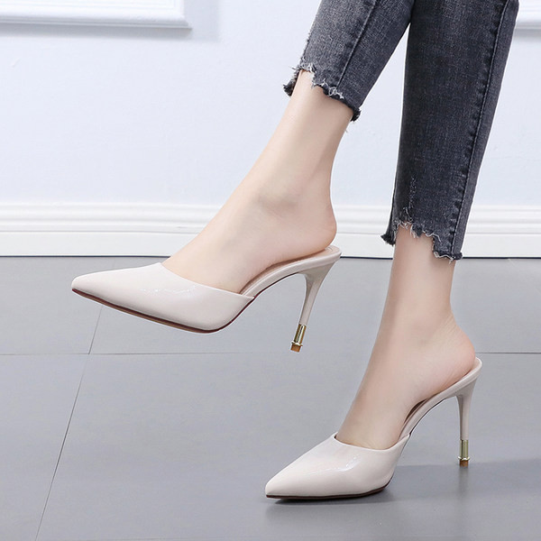 Model nou de papuci dama ascutit cu toc inalt de 9 cm