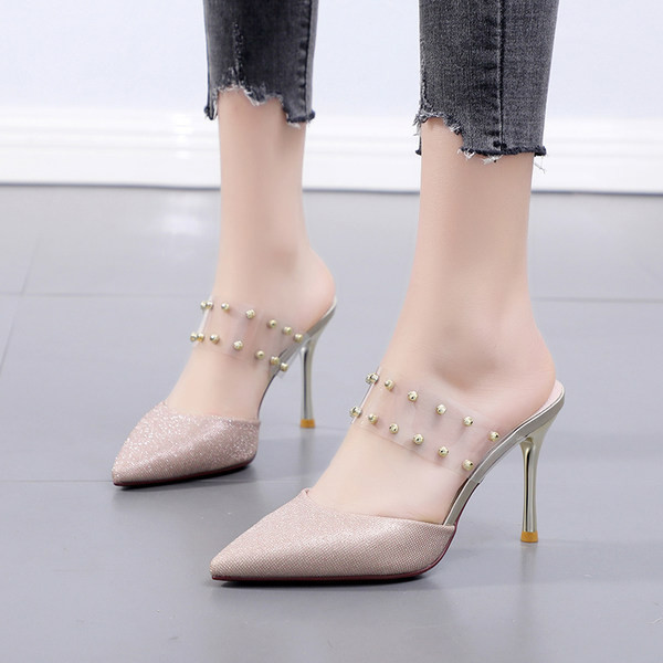 Novi model ženskih sandala na špic sa kockicama i visokom petom 9 cm