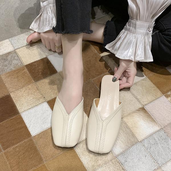 Casual παντόφλες με επίπεδη σόλα από οικολογικό δέρμα