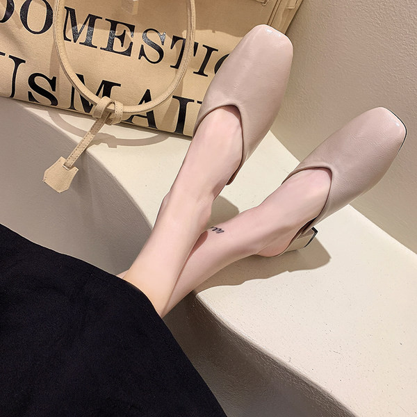 Γυναικείες παντόφλες στρογγυλεμένο μοντέλο με τακούνι