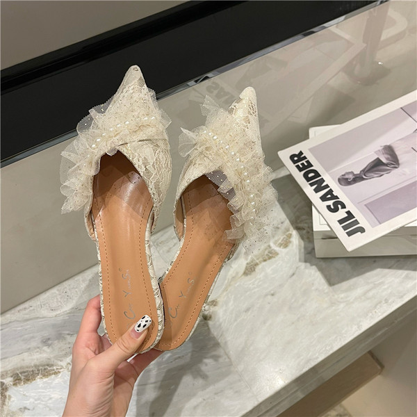 Papuci dama eleganti ascutit cu perle - doua modele