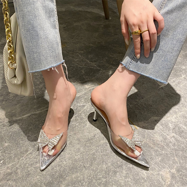 Jauns smailu sieviešu čību modelis ar lentīti un 7 cm augstu papēdi