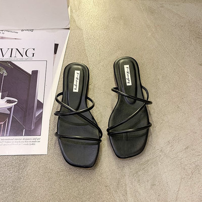 Papuci de dama eleganti model uni